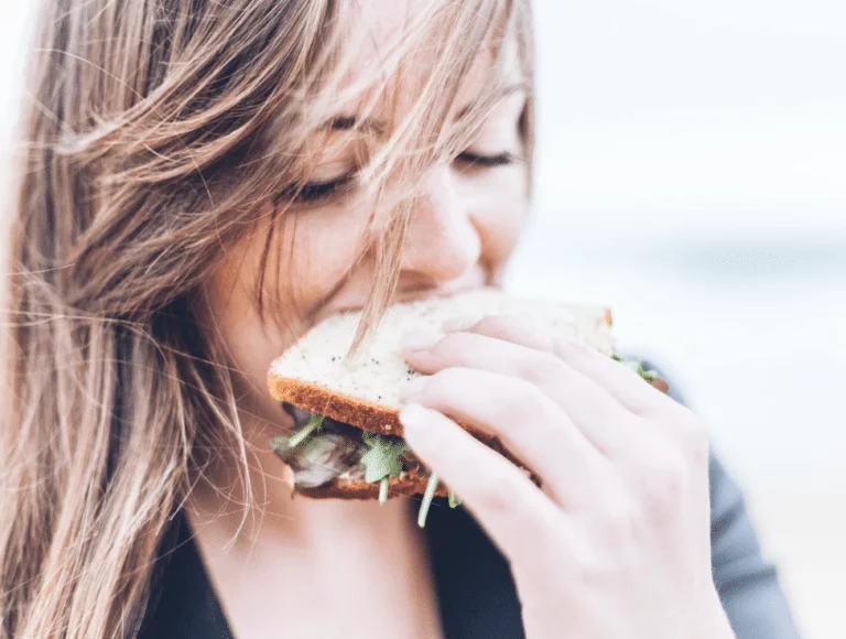 Alimentation intuitive: avoir faim c’est le début du bonheur